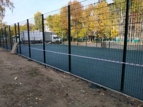 Забор на спортивную площадку 40 метров фото в Дзержинске