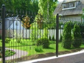 Кованые заборы на ленточном фундаменте 80 метров фото в Дзержинске